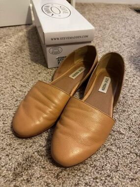 Steve Madden Tan Leather Slip-On Flats